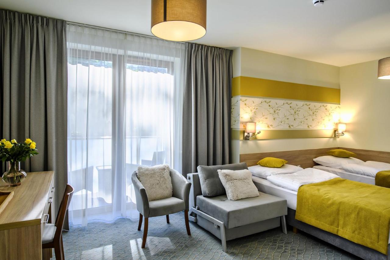 Hotel Brzozowka Busko-Zdrój Esterno foto