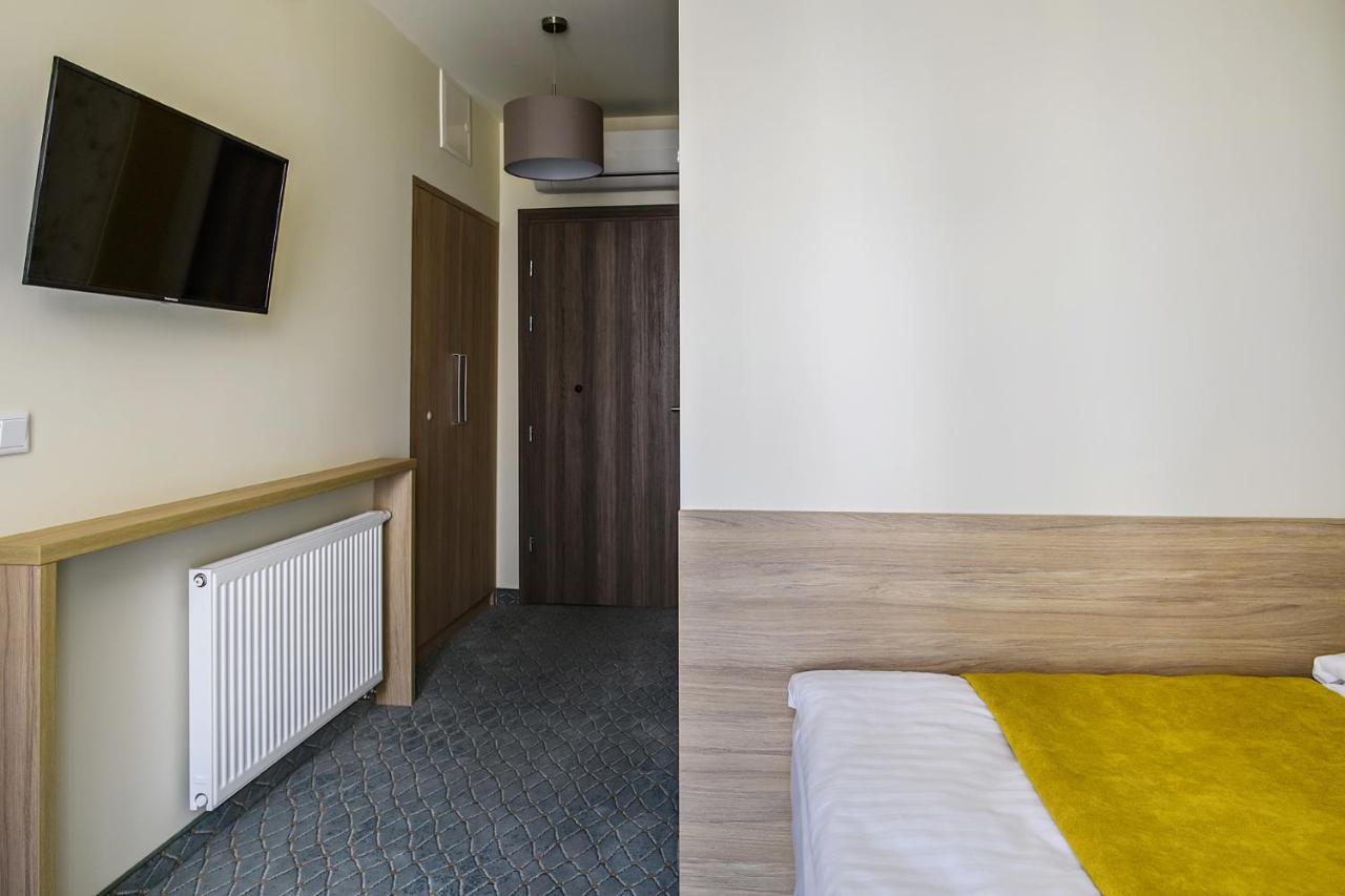 Hotel Brzozowka Busko-Zdrój Esterno foto